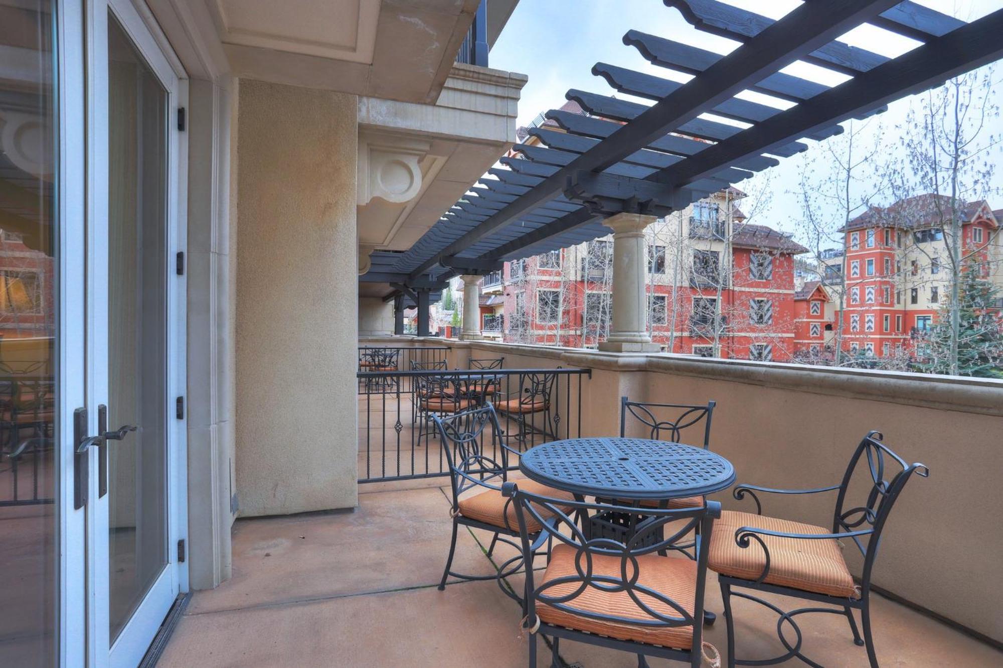 The Arrabelle At Vail Square, A Rockresort Exterior photo